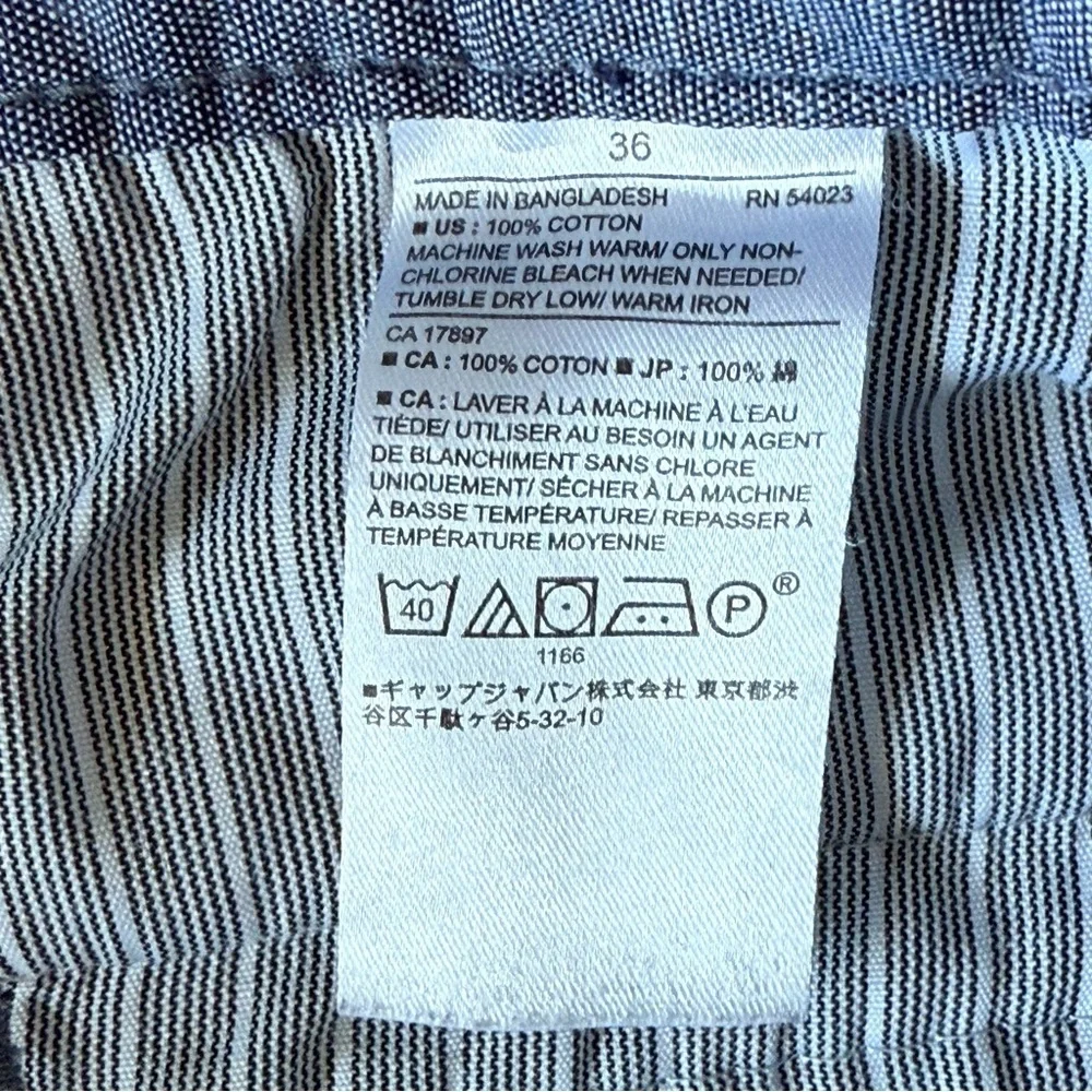 Banana Republic Aiden Light Blue Flat Front‎ Shorts 100% cotton size 36